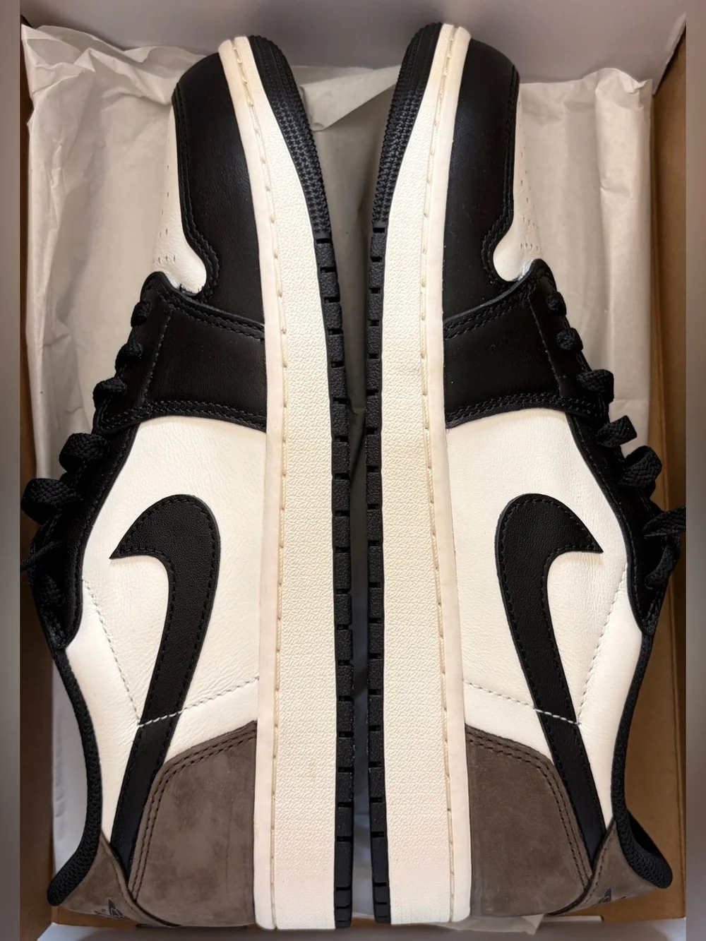 Nike Air Jordan 1 Retro Low OG Mocha Men’s 10.5 CZ0790-102 Sail Black